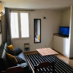 https://la-calade-la-tour-daigues.fr-provencehotel.com